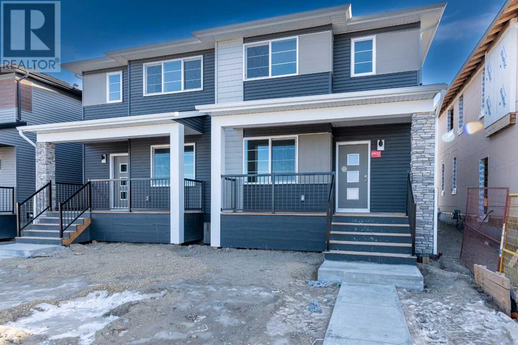 Property at 1902 Cornerstone Boulevard NE image 2