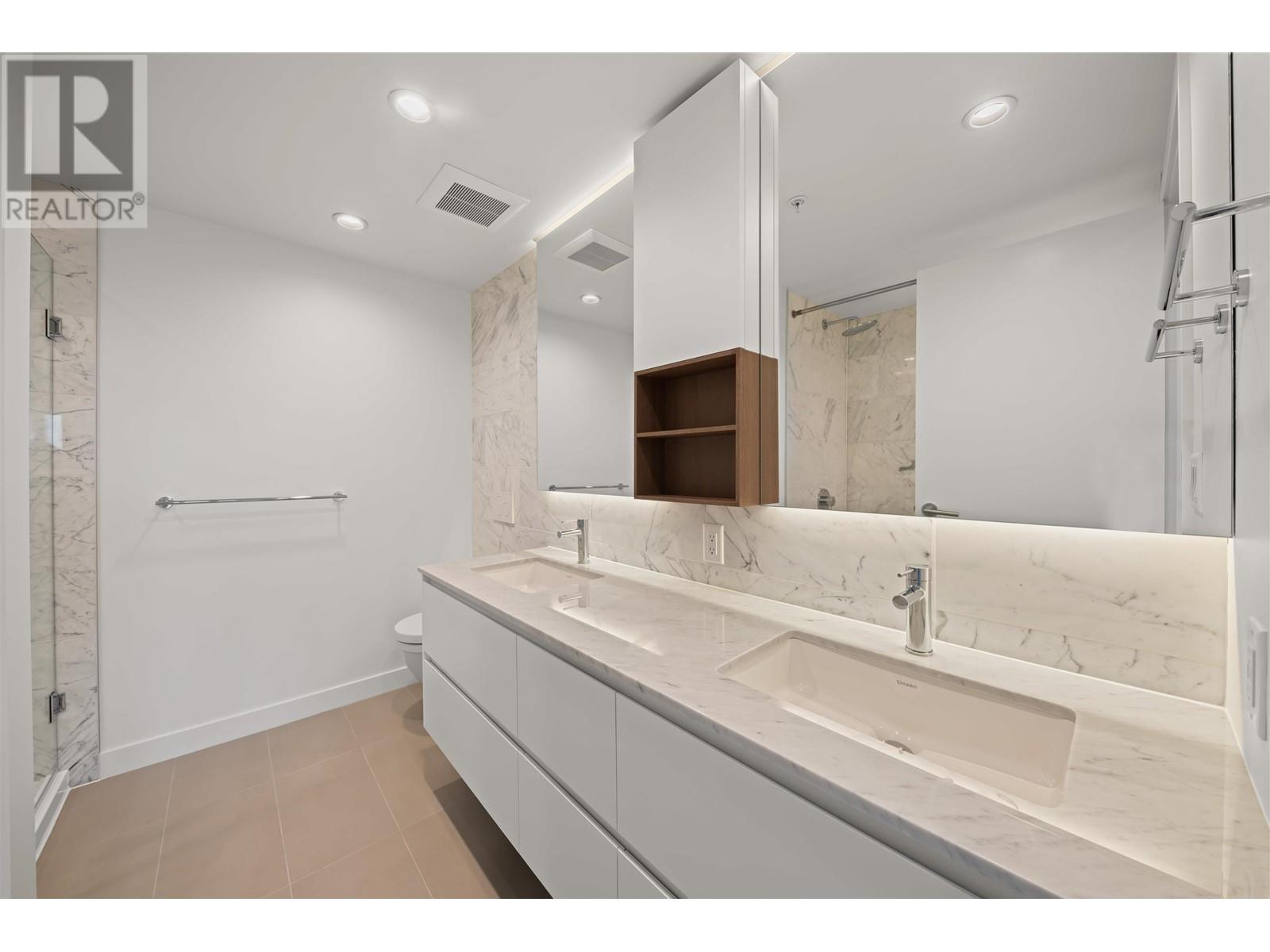 Listing Picture 14 of 23 : 3107 6000 MCKAY AVENUE, Burnaby / 本拿比 - 魯藝地產 Yvonne Lu Group - MLS Medallion Club Member