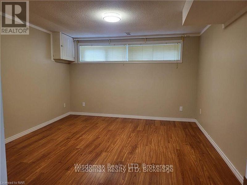 22 Willowdale Avenue, St. Catharines, Ontario  L2R 4K6 - Photo 14 - X12100265