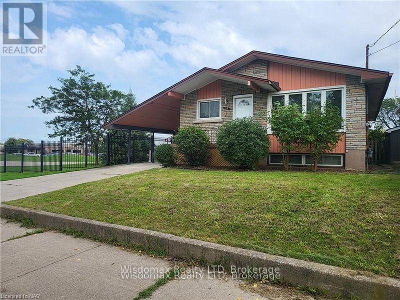 22 Willowdale Avenue, St. Catharines, Ontario  L2R 4K6 - Photo 4 - X12100265
