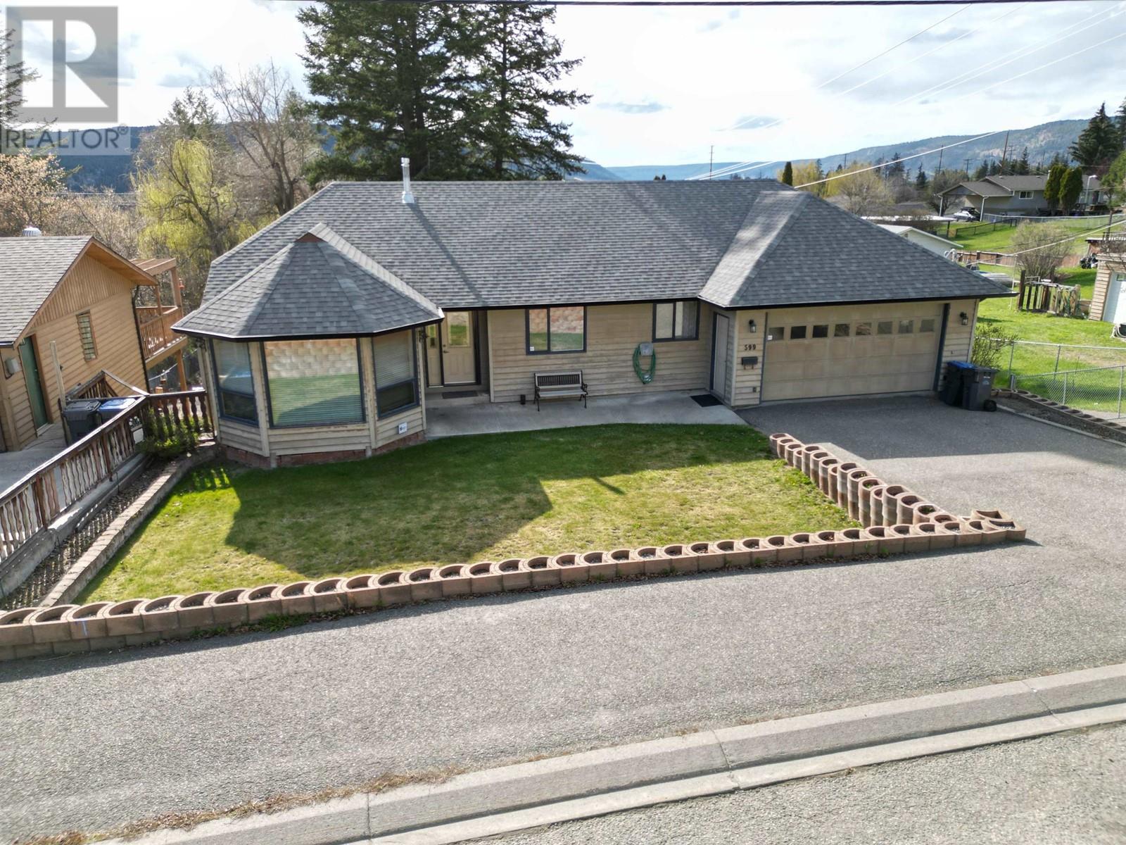 Property at 599 PEARKES DRIVE image 1