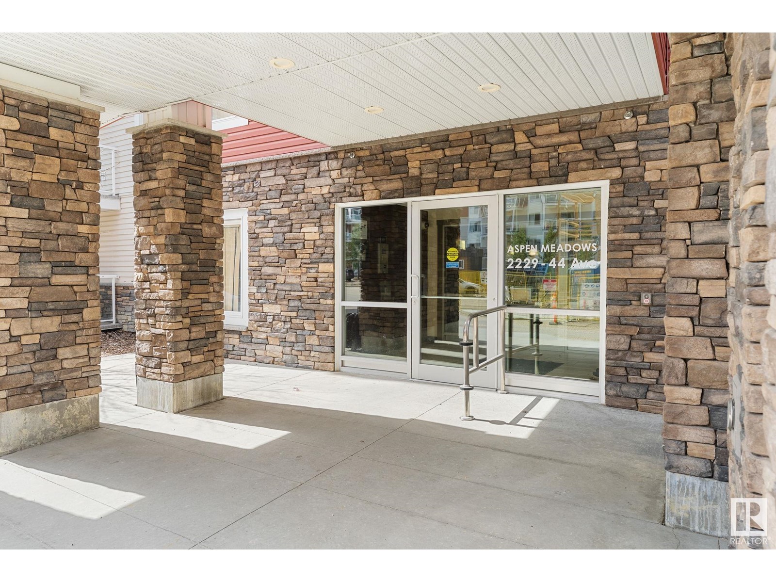 Property at #303 2229 44 AV NW image 3