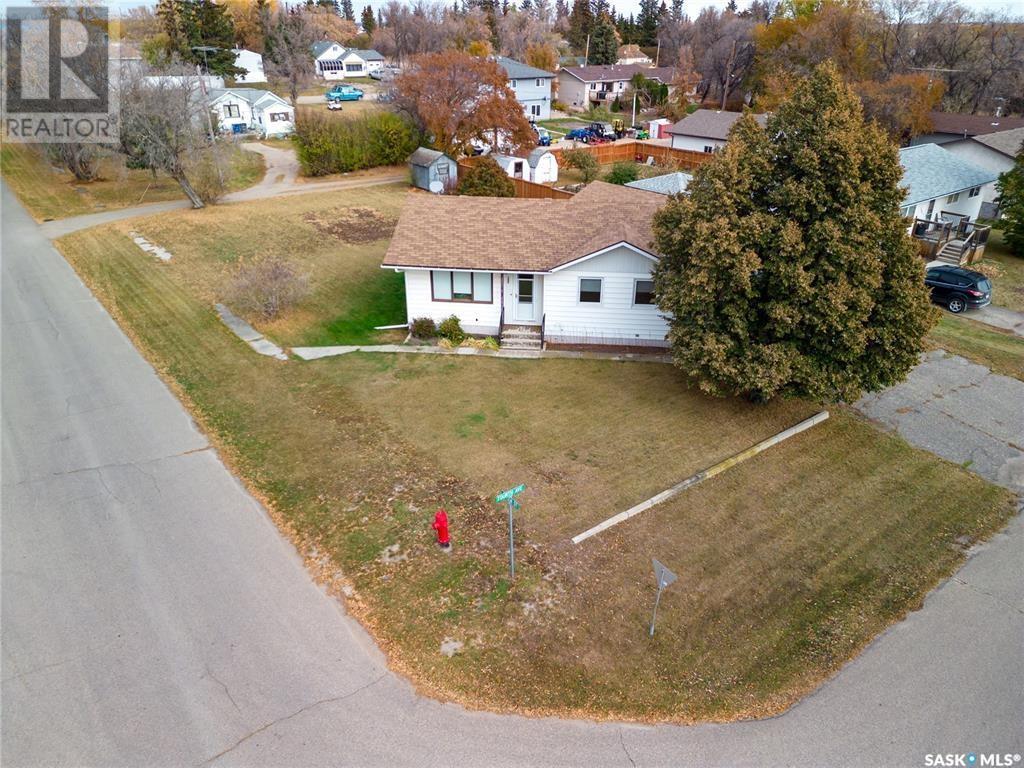 Property at 701 4TH AVENUE image 4
