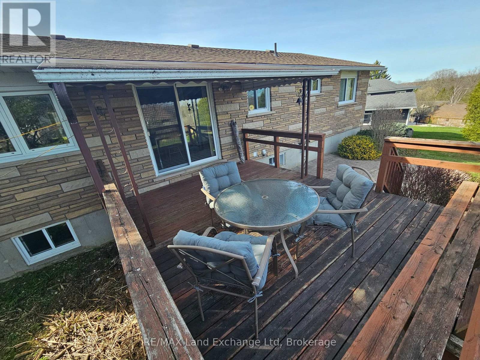 515 Maitland Crescent, North Huron, Ontario  N0G 2W0 - Photo 18 - X12100326