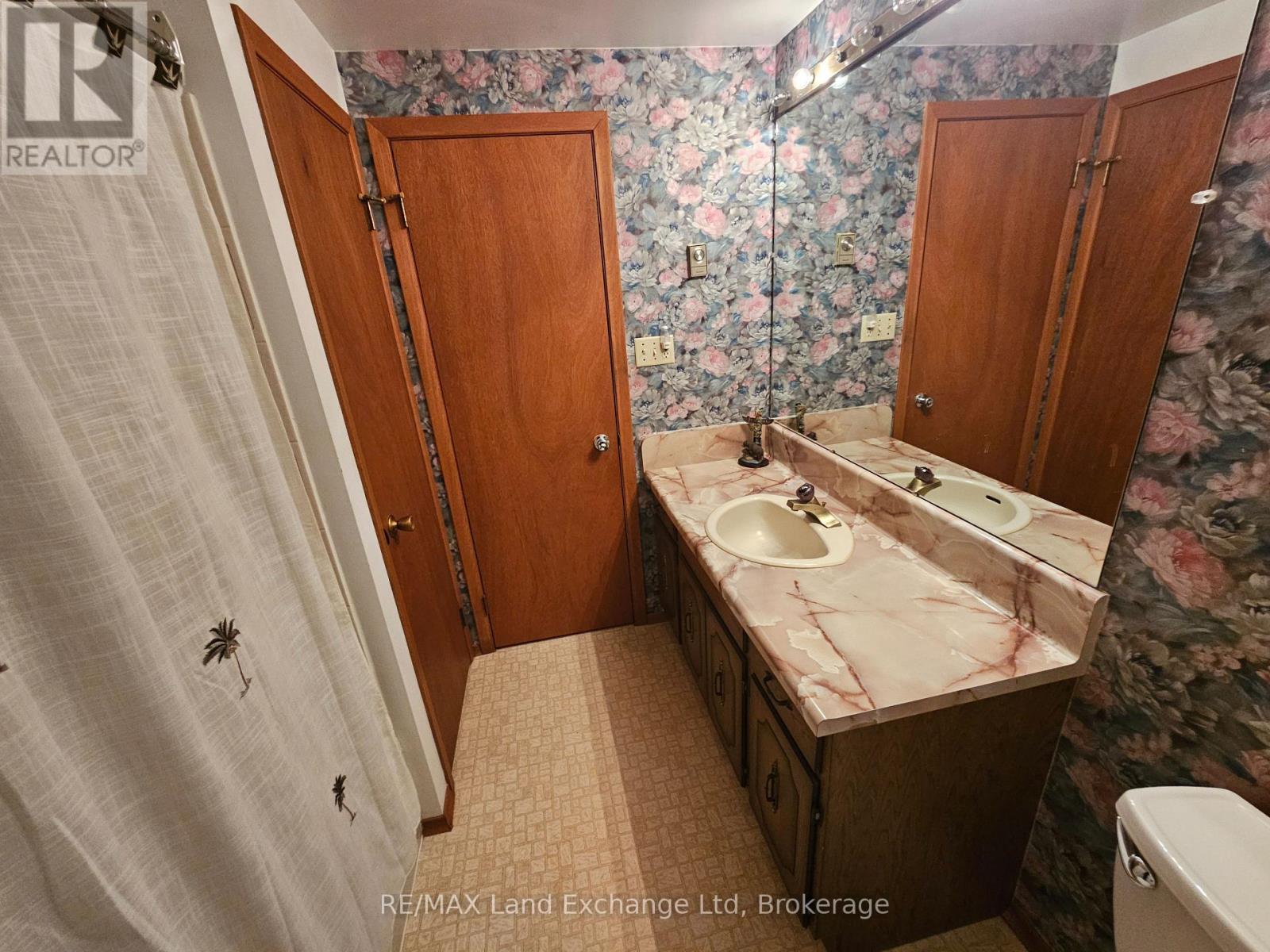 515 Maitland Crescent, North Huron, Ontario  N0G 2W0 - Photo 27 - X12100326
