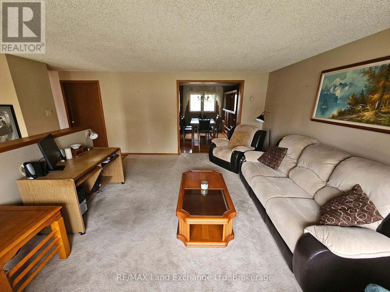 515 Maitland Crescent, North Huron, Ontario  N0G 2W0 - Photo 7 - X12100326