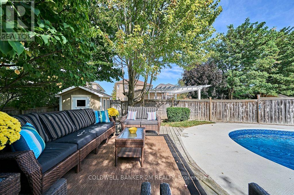 Property at 16 BURGUNDY COURT image 4