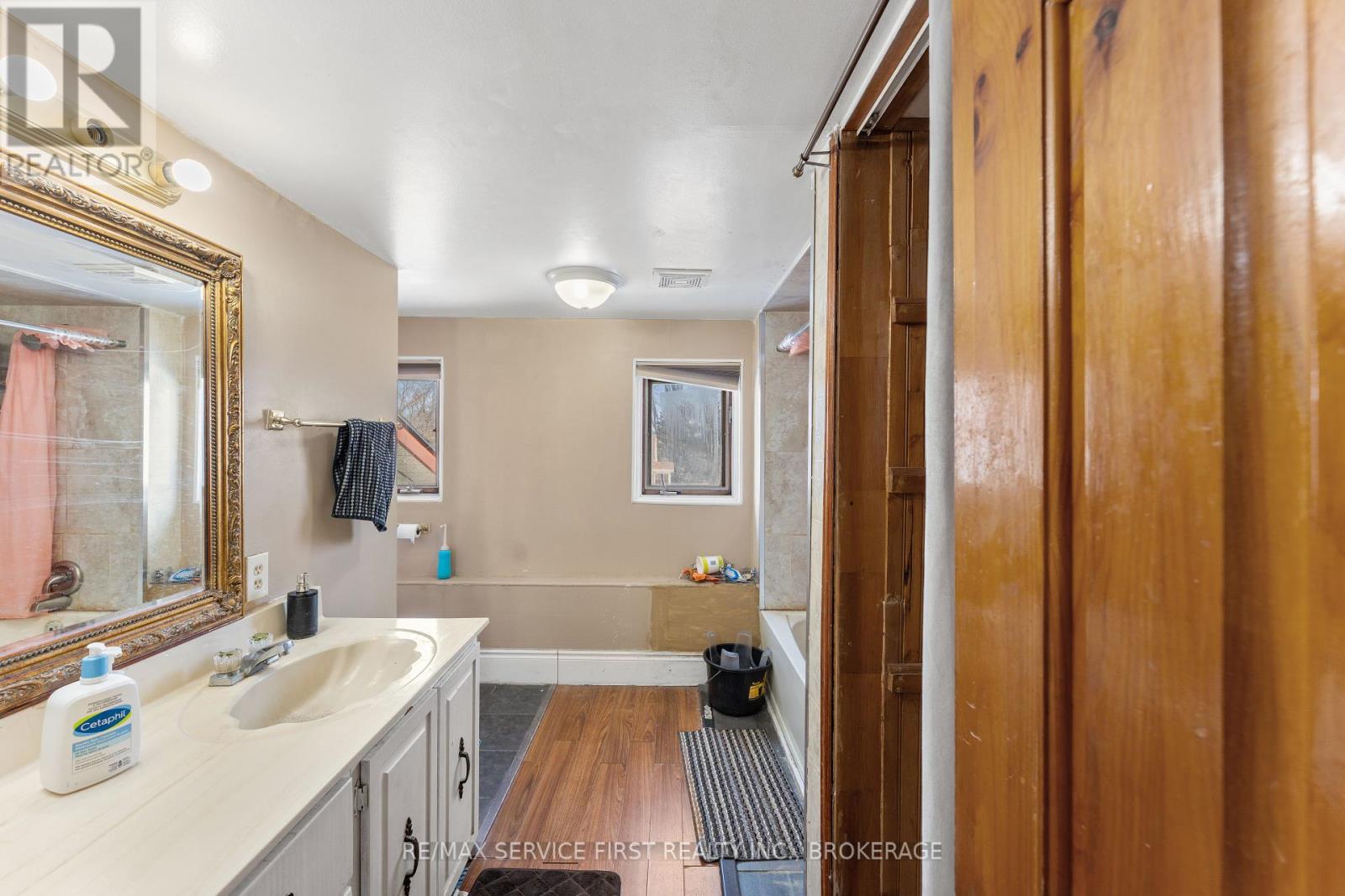 2280 Sydenham Road, Kingston (City North Of 401), Ontario  K0H 1M0 - Photo 14 - X12100331