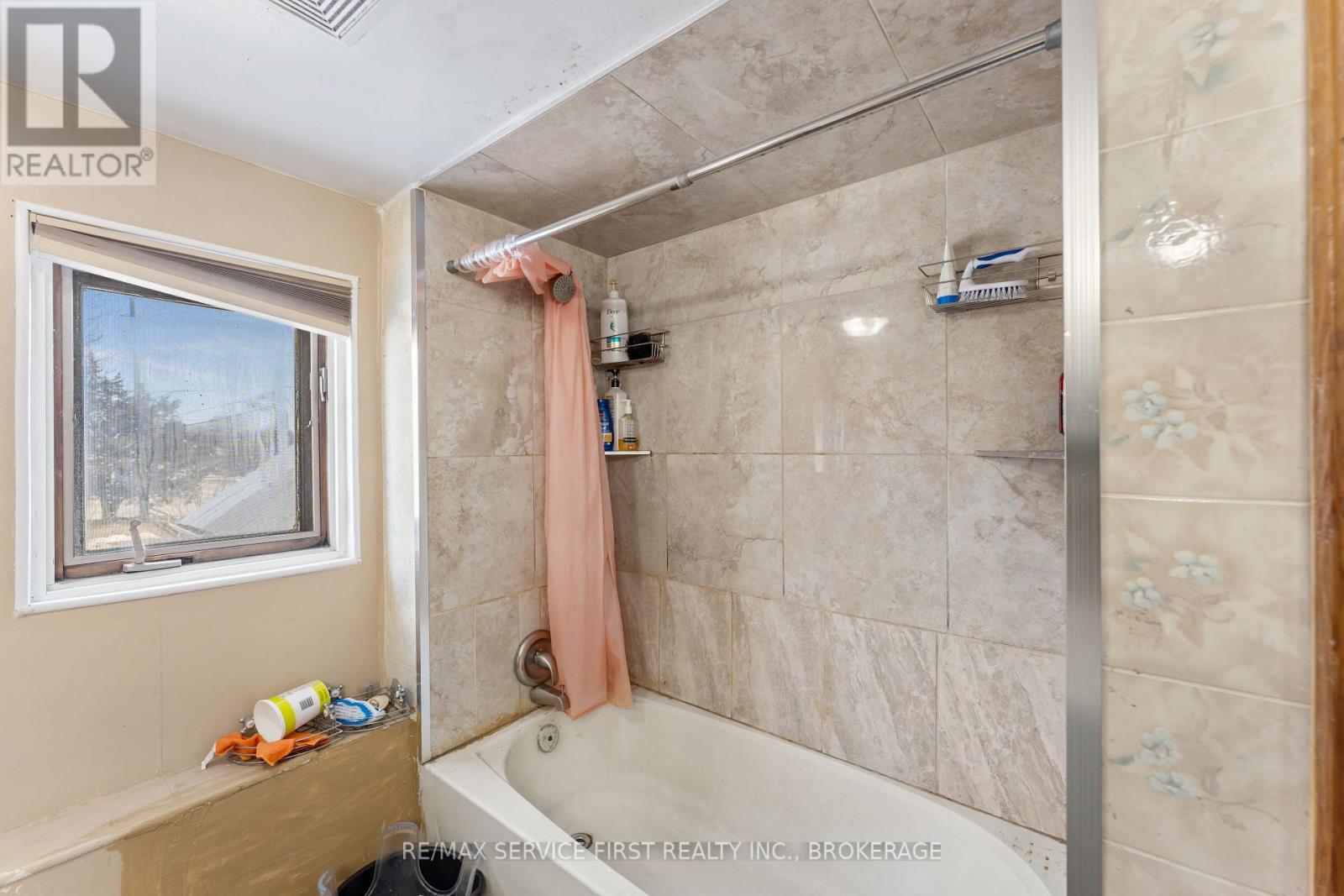 2280 Sydenham Road, Kingston (City North Of 401), Ontario  K0H 1M0 - Photo 17 - X12100331