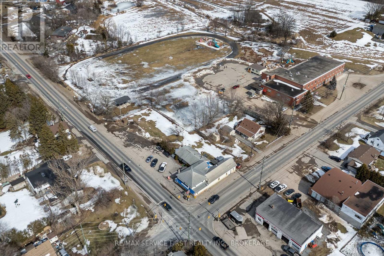 2280 Sydenham Road, Kingston (City North Of 401), Ontario  K0H 1M0 - Photo 35 - X12100331