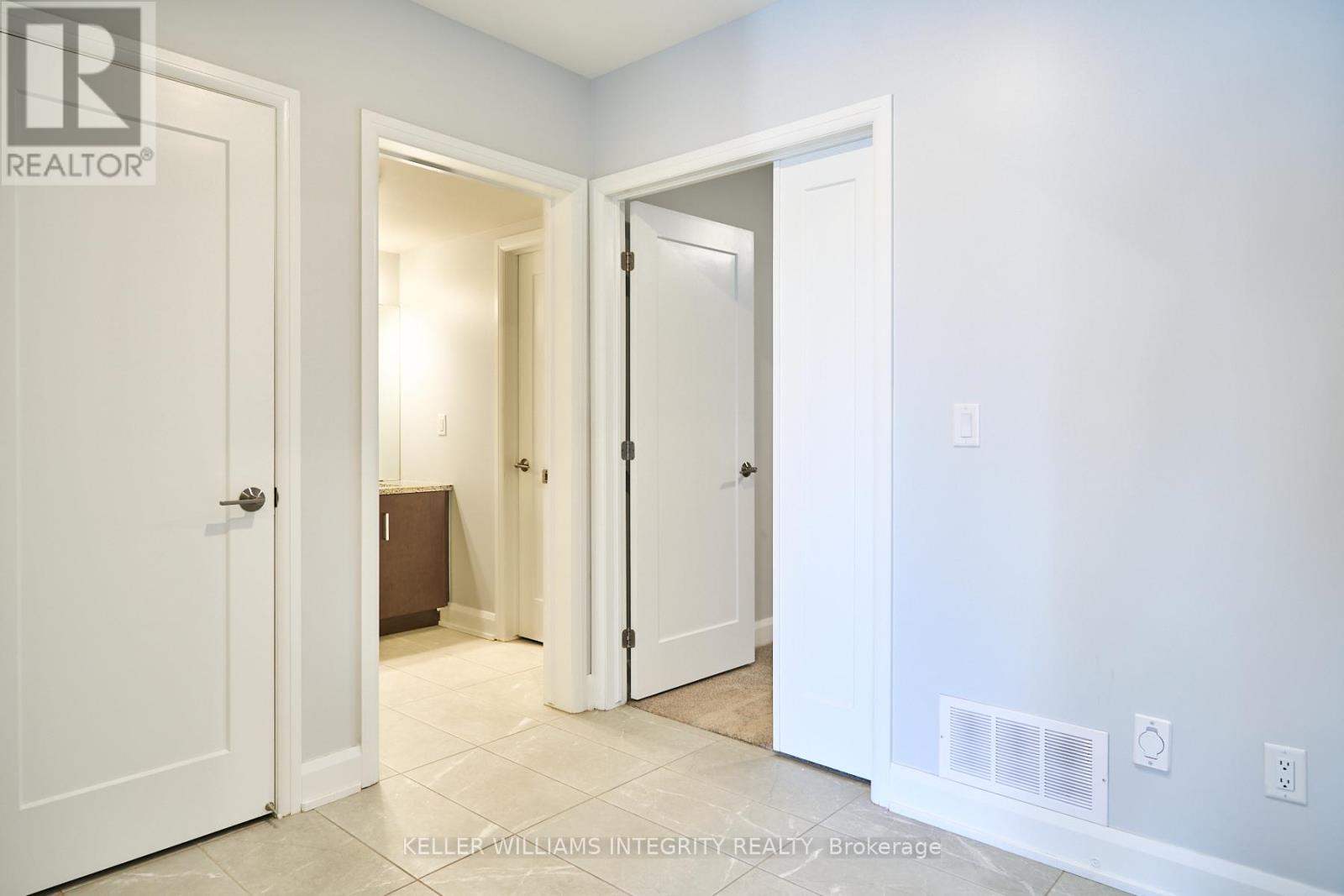 Property at 157 BOUNDSTONE WAY image 4