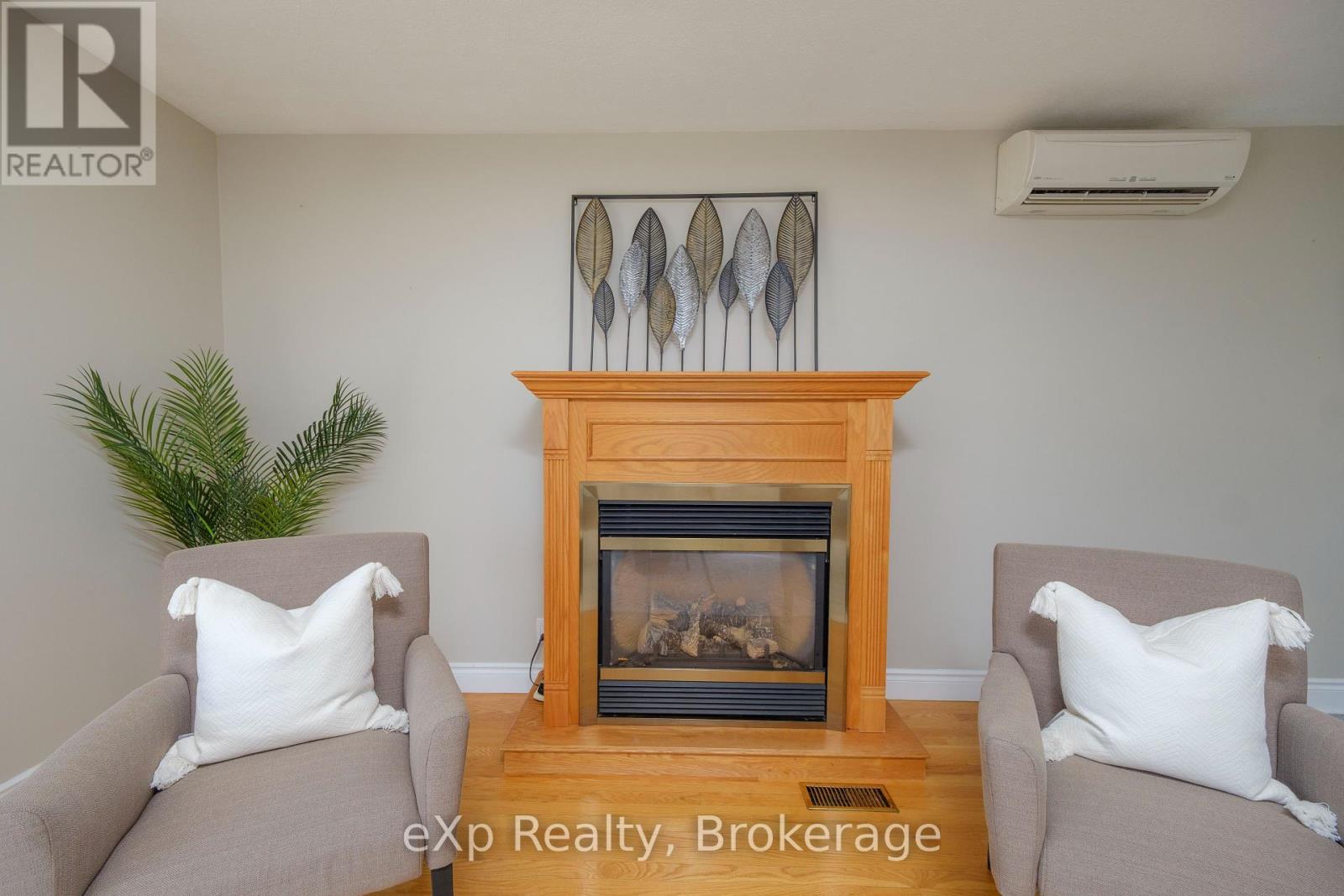 198 Miramichi Bay Road, Saugeen Shores, Ontario  N0H 2C6 - Photo 7 - X12100345