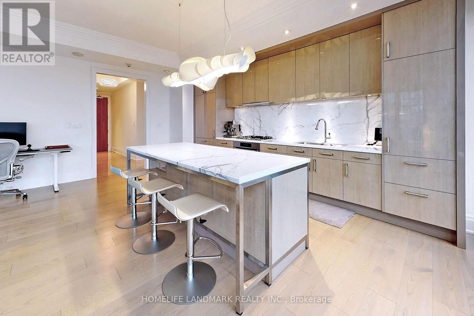 Property at 1401 - 55 SCOLLARD STREET image 5