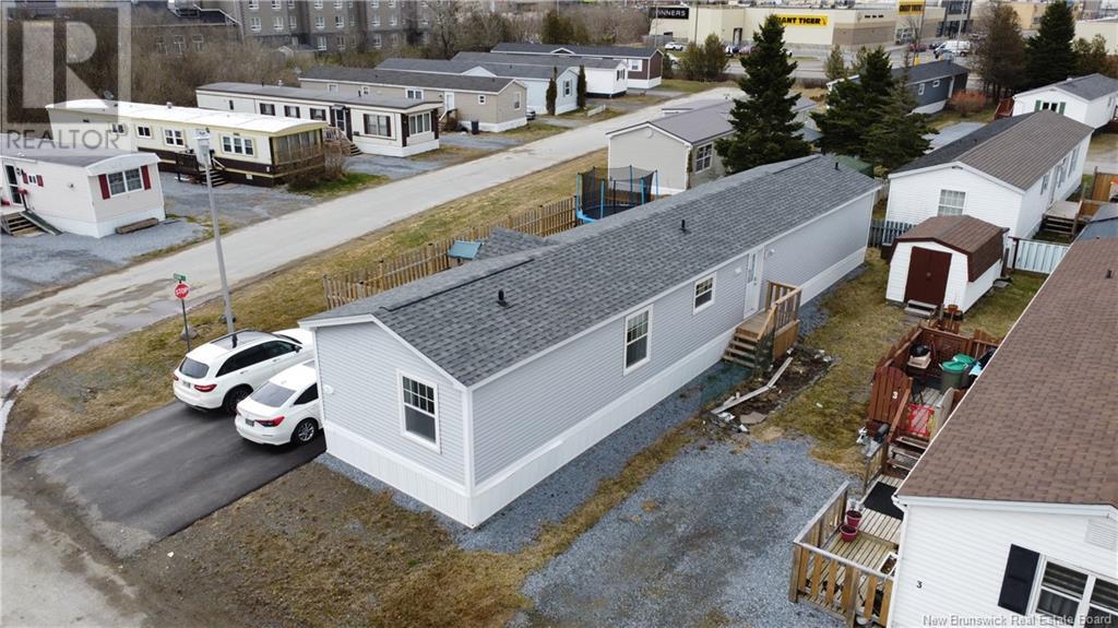 Property at 1 Robin Court image 3