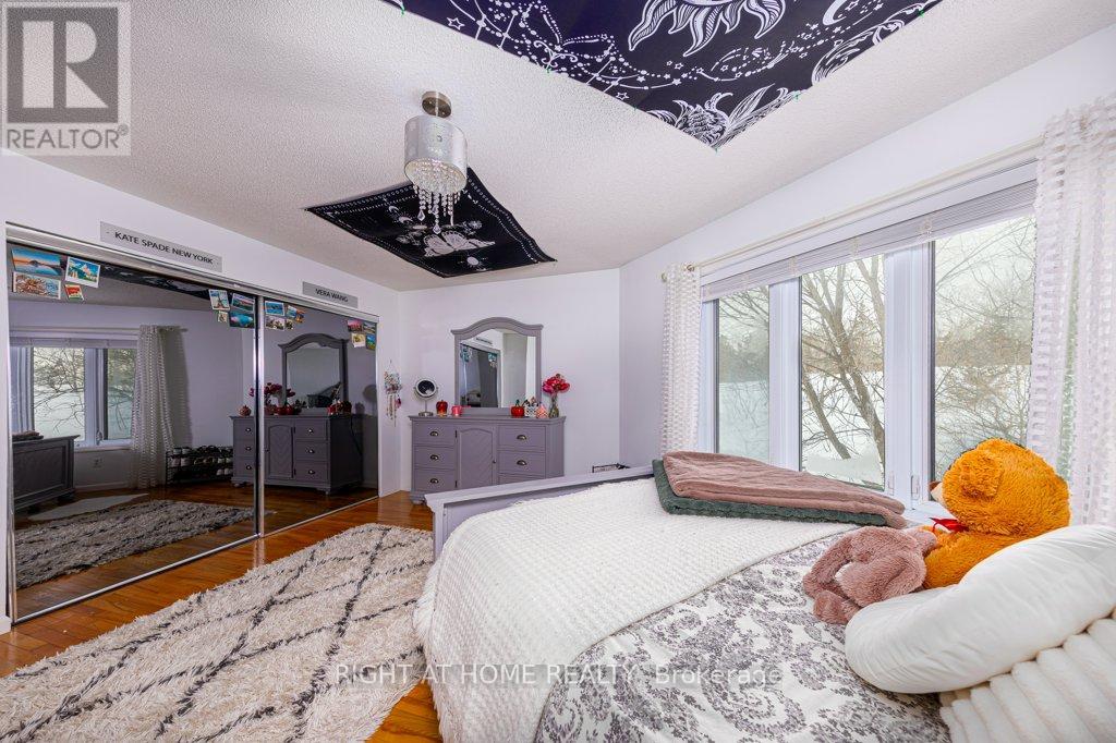 550 Queen Street E, Gananoque, Ontario  K7G 2B1 - Photo 26 - X12100328