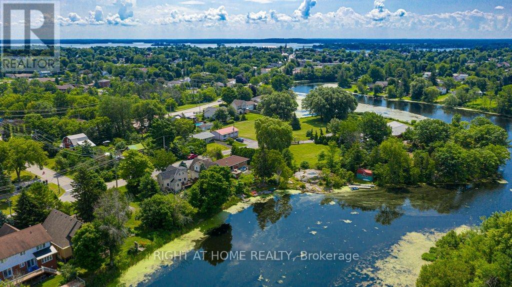 550 Queen Street E, Gananoque, Ontario  K7G 2B1 - Photo 49 - X12100328