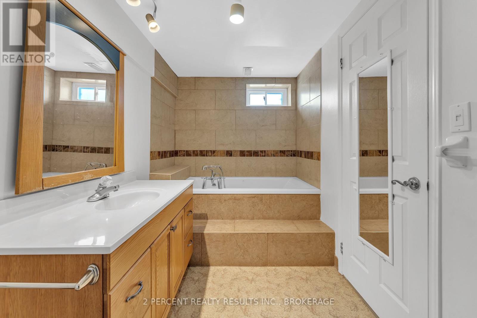 4953 Bradford Road, Frontenac (Frontenac South), Ontario  K0H 1V0 - Photo 31 - X12100375