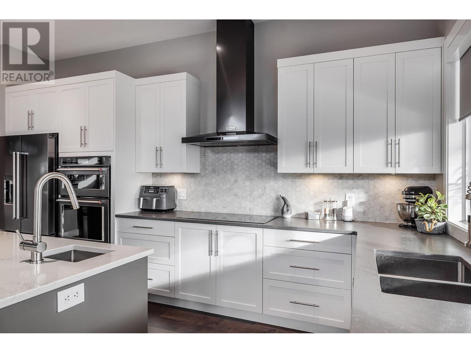 Property at 2501 Tallus Heights Drive image 1