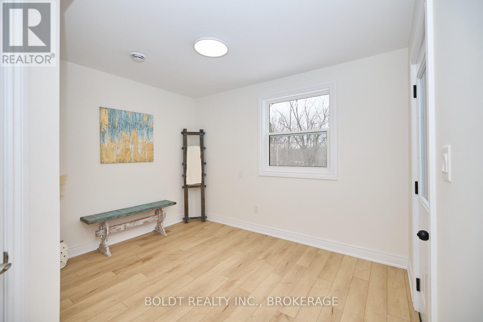 4127 Ninth Street, Lincoln (Lincoln-Jordan/vineland), Ontario  L2R 6P9 - Photo 27 - X12100362