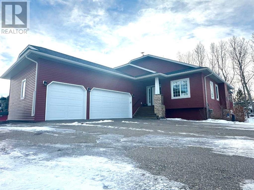 Property at 292185 Township Road 264 image 1