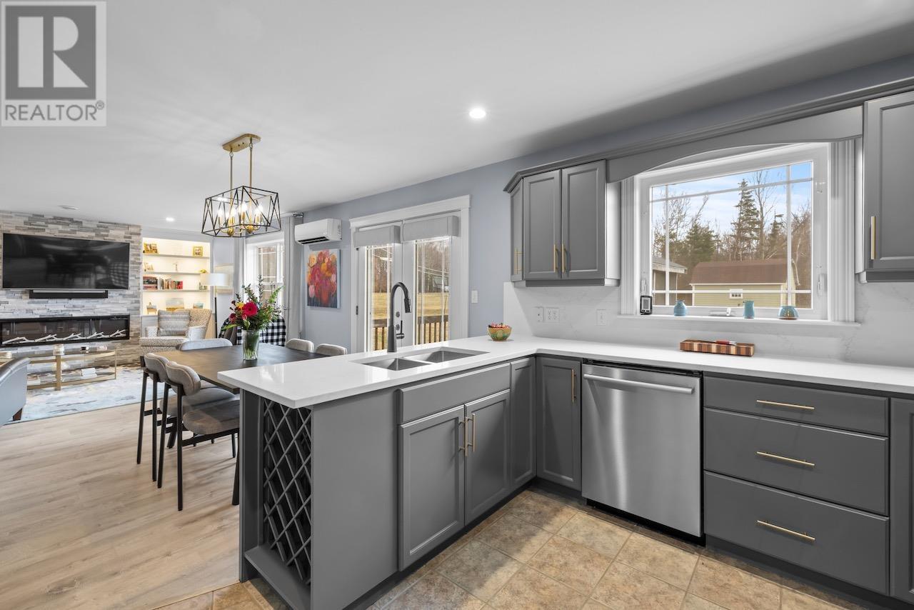 Property at 1162 FORT AUGUSTUS Road image 5