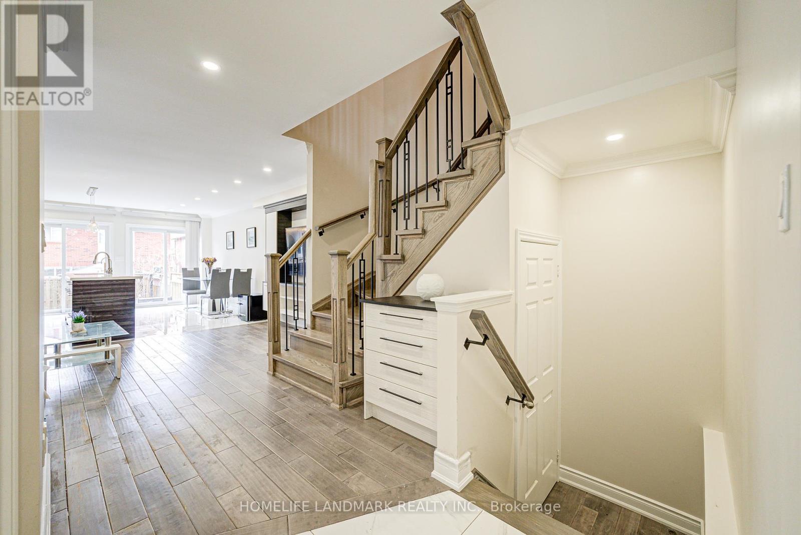 Property at 1141 FOXGLOVE PLACE image 4