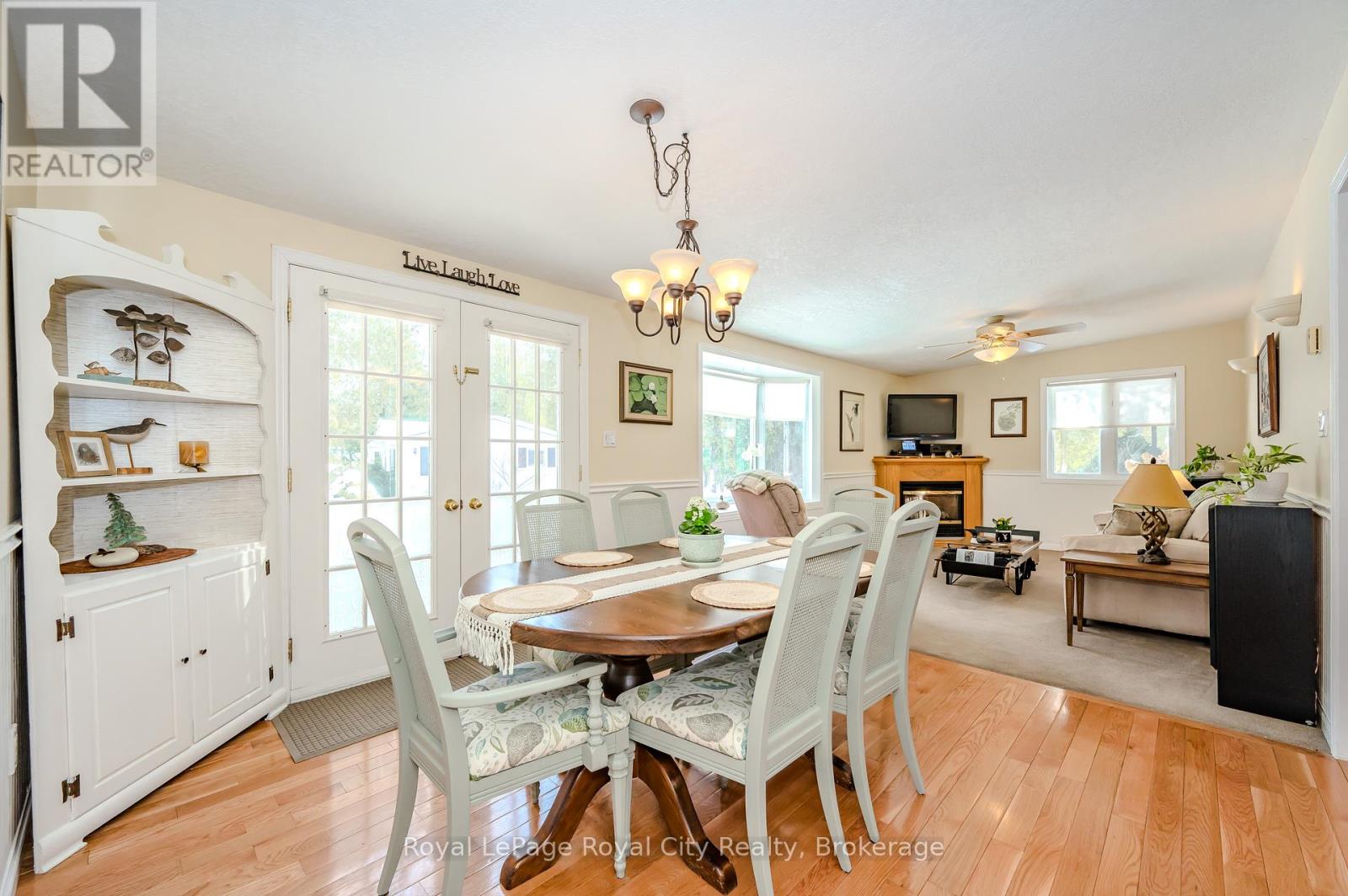 11 Spruce Avenue, Puslinch, Ontario  N1H 6H9 - Photo 11 - X11971603
