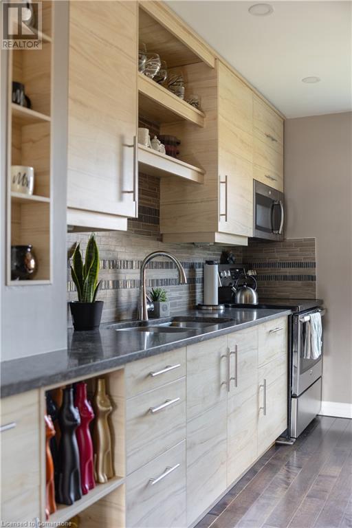 Property at 48 MONTCALM Drive Unit# 5 image 5