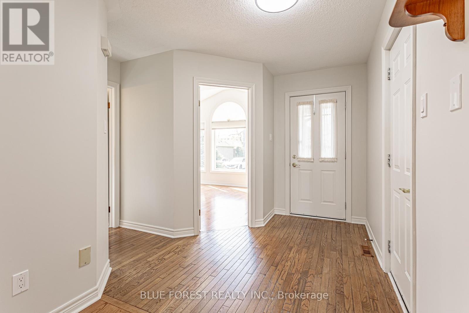 Property at 7 - 617 WHARNCLIFFE ROAD S image 4