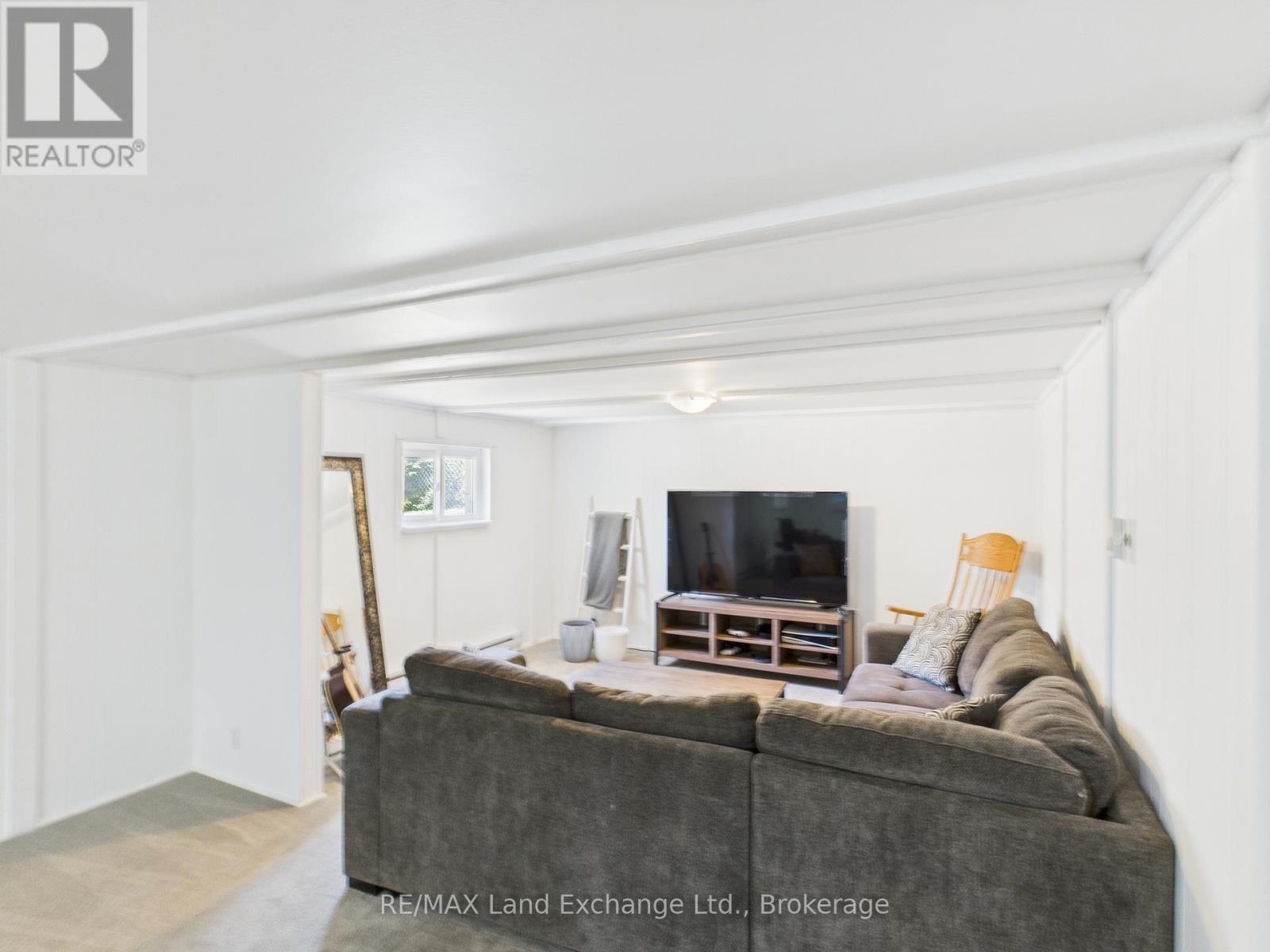 1070 Princes Street N, Kincardine, Ontario  N2Z 1X8 - Photo 15 - X12100414