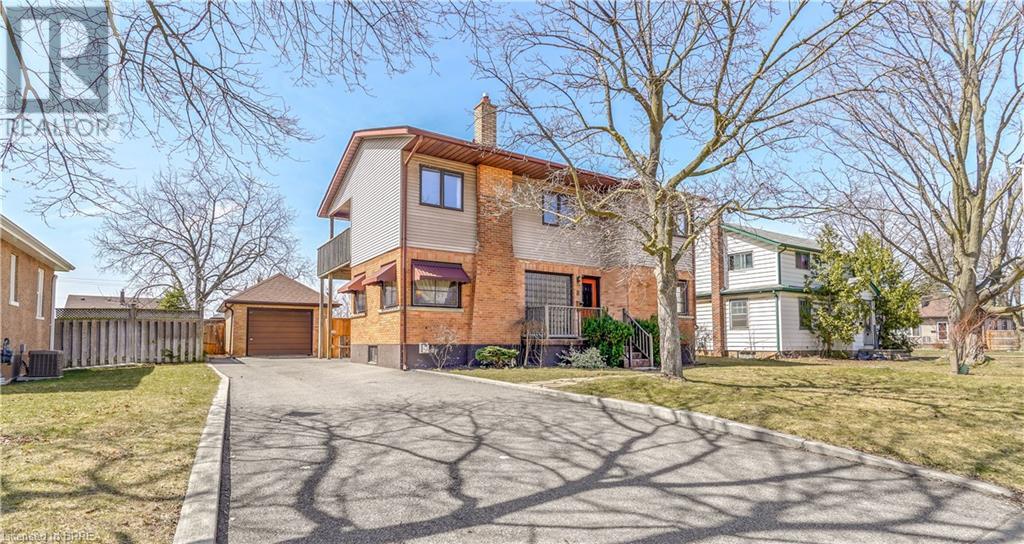 Property at 8 CECIL Avenue image 1