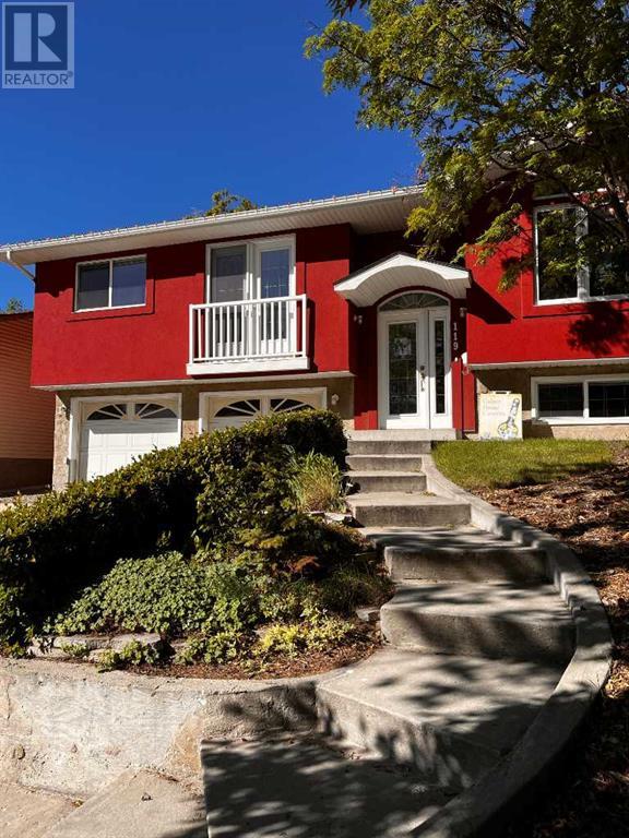 119 Nottingham Road Nw, Calgary, Alberta  T2K 5R2 - Photo 1 - A2202599