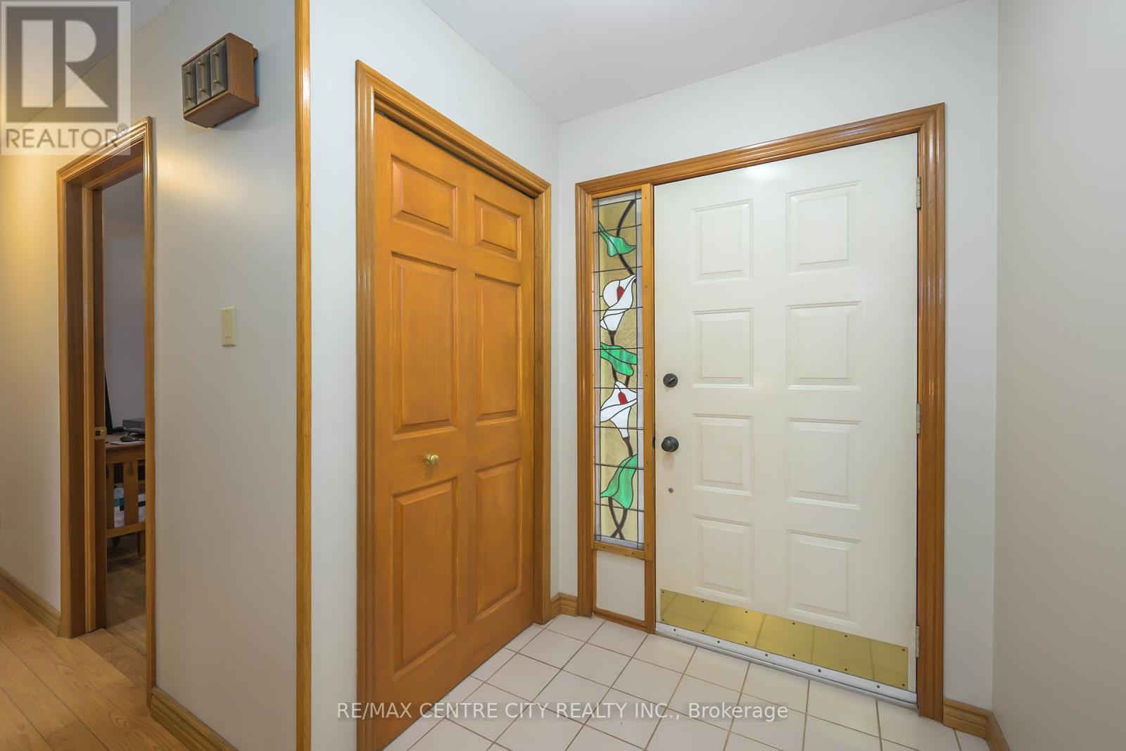 Property at 116 HURON AVENUE image 4