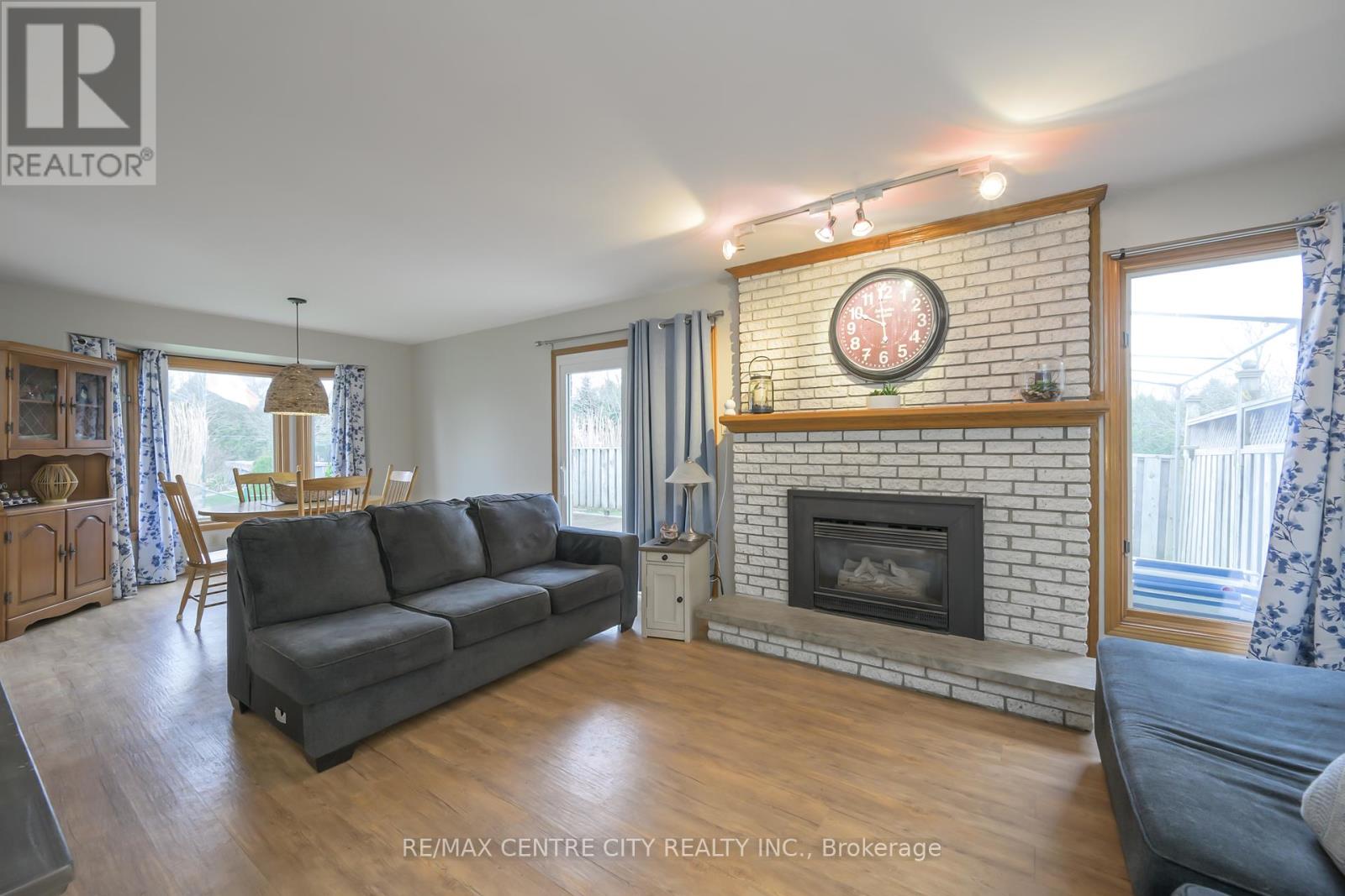 Property at 116 HURON AVENUE image 5