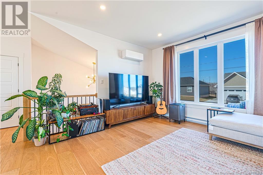 Property at 6 Robert Street image 5