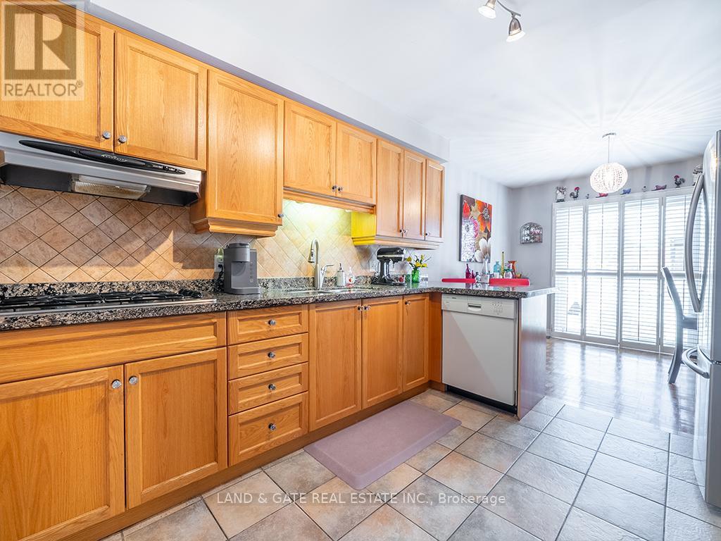 63 Pavin Crescent, Caledon, Ontario  L7E 1X1 - Photo 15 - W12100477