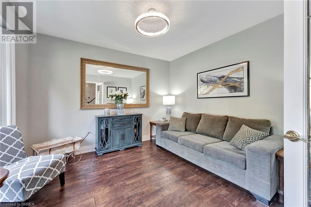 Property at 11 BECKETT Drive image 4