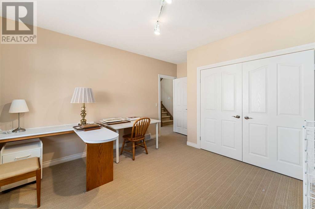 87 Elysian Crescent Sw, Calgary, Alberta  T3H 0E7 - Photo 38 - A2211927