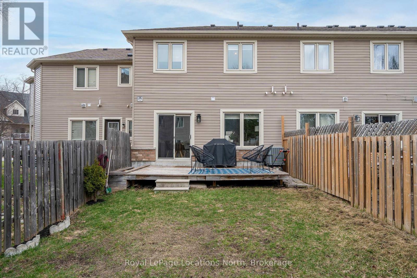 21 Arcadia Road, Wasaga Beach, Ontario  L9Z 3C7 - Photo 43 - S12100438
