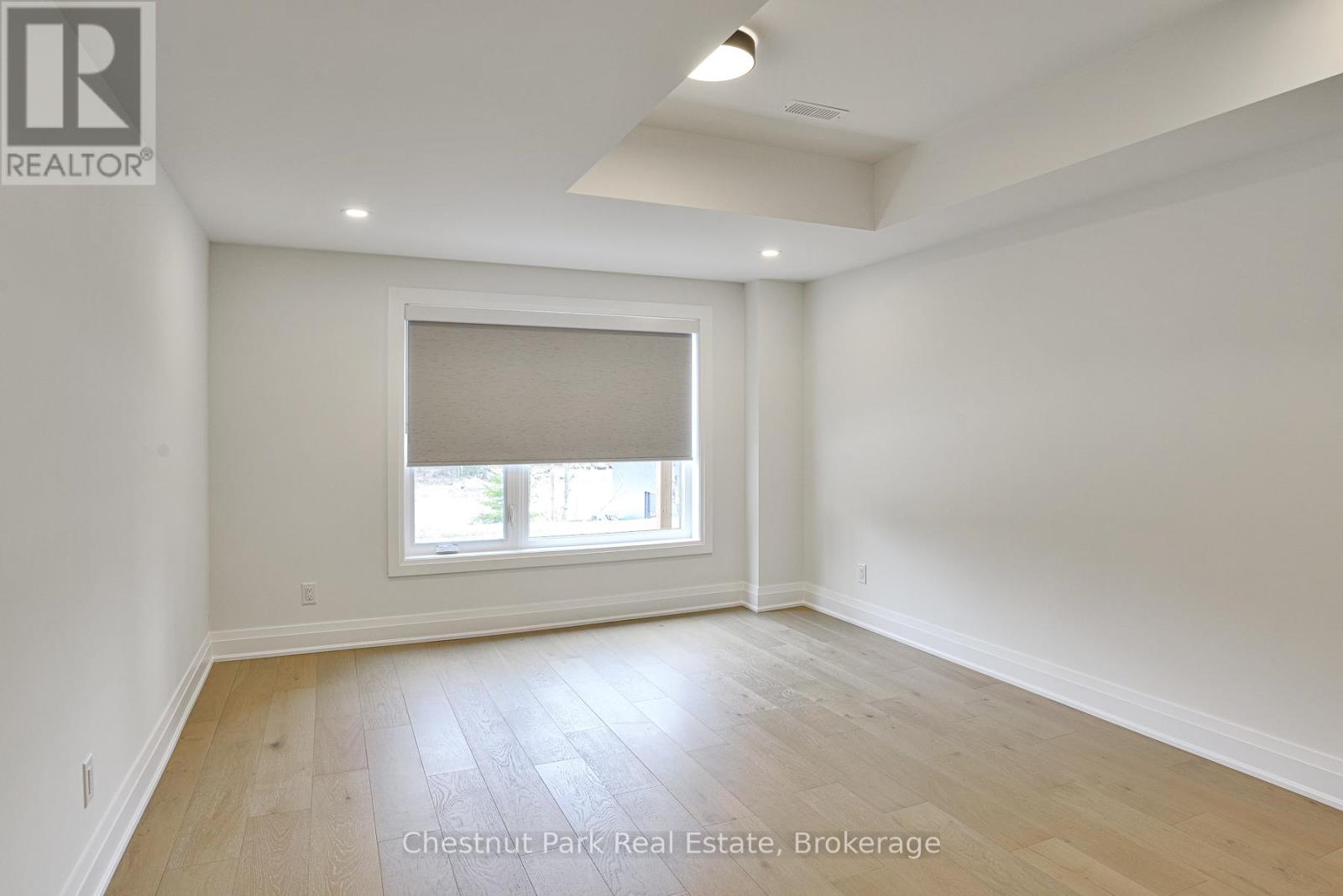 25 Jack Street, Huntsville, Ontario  P1H 0G4 - Photo 26 - X12100481