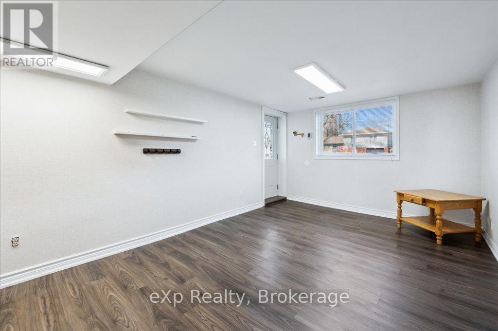 28 Elmhurst Crescent, Guelph, Ontario  N1H 6C7 - Photo 20 - X12100501