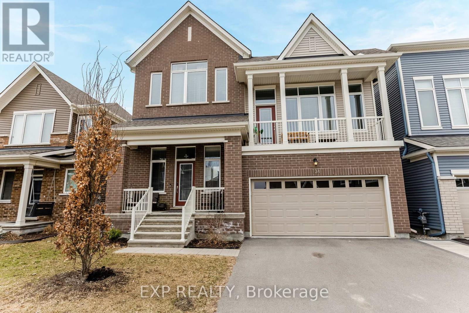 134 Aubrais Crescent, Chapel Hill South, Ottawa by Laura Keller Real Estate Team 134 Aubrais Crescent, Chapel Hill South, Ottawa