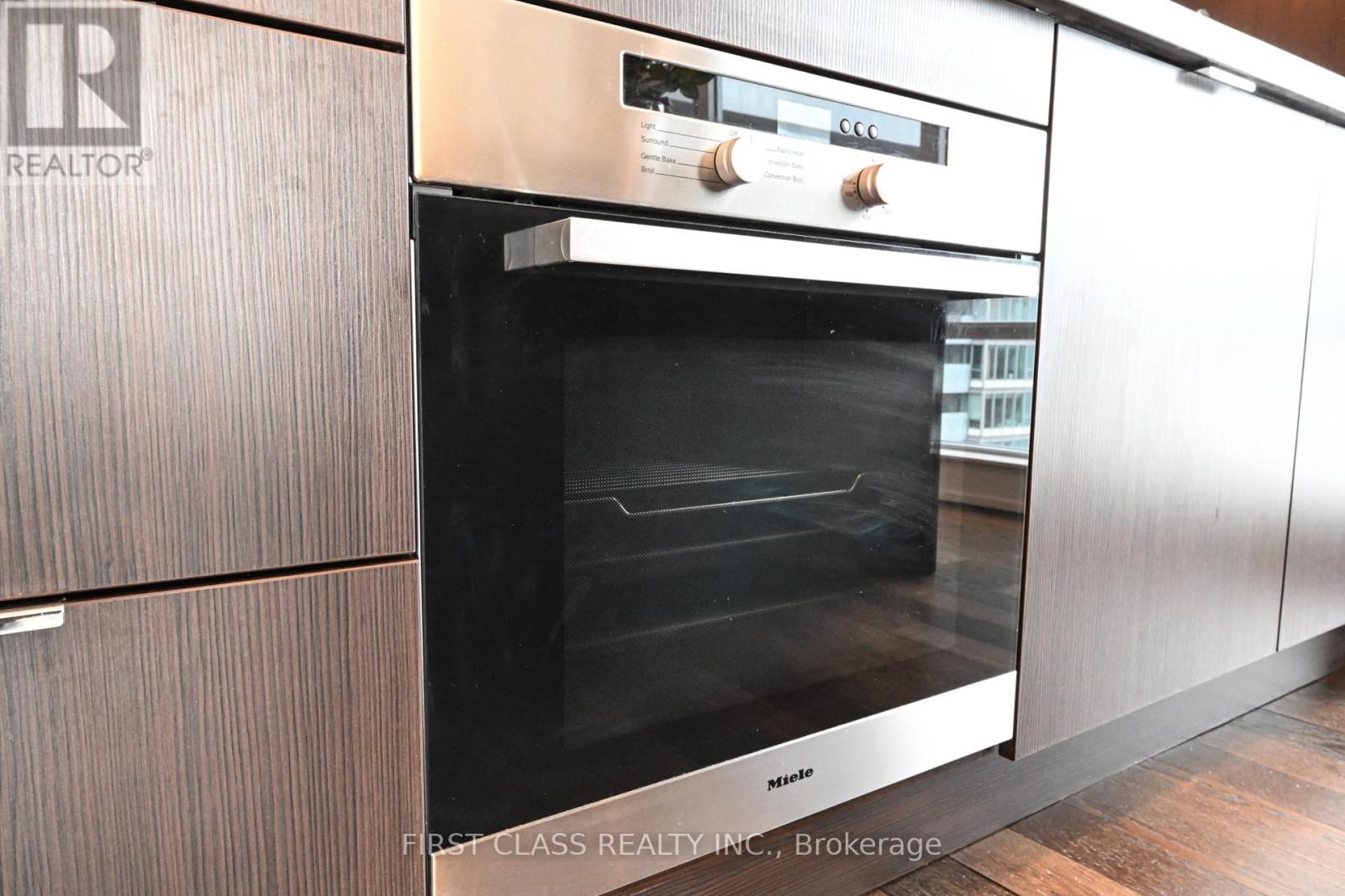 2109 - 21 Widmer Street, Toronto, Ontario  M5V 2E8 - Photo 13 - C12100470