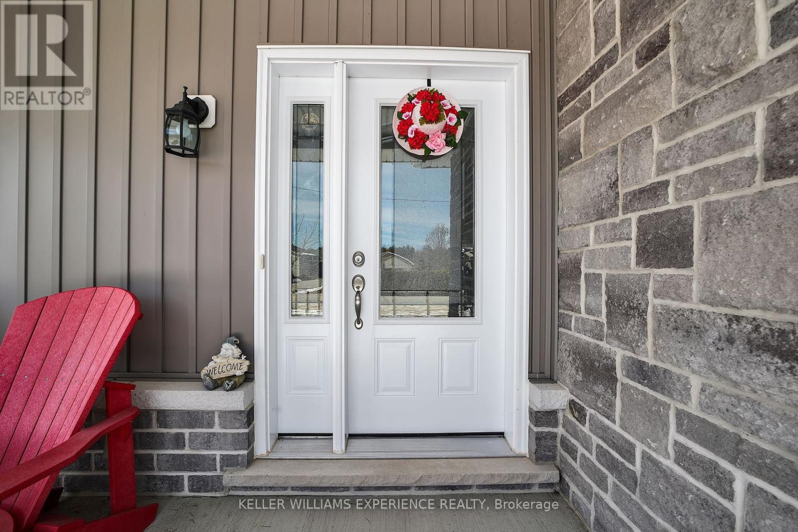 164 Switzer Street, Clearview, Ontario  L0M 1N0 - Photo 4 - S12056718