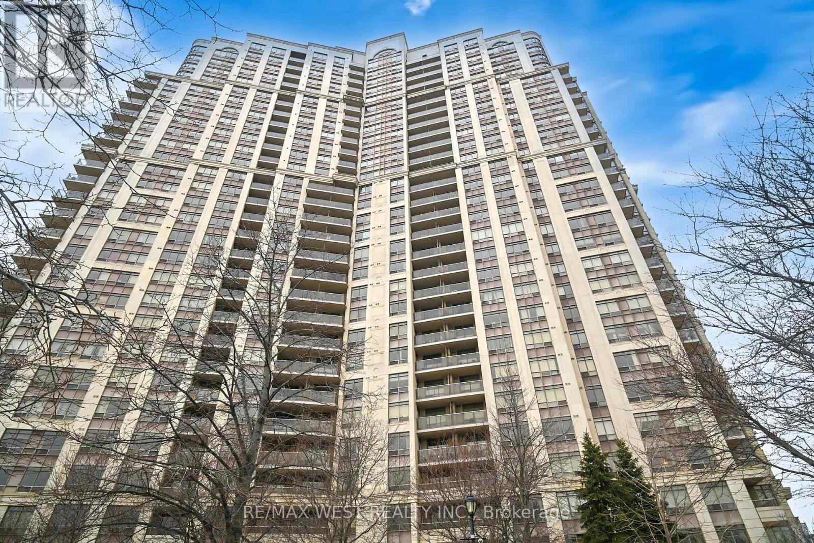 Property at 206A - 710 HUMBERWOOD BOULEVARD image 1