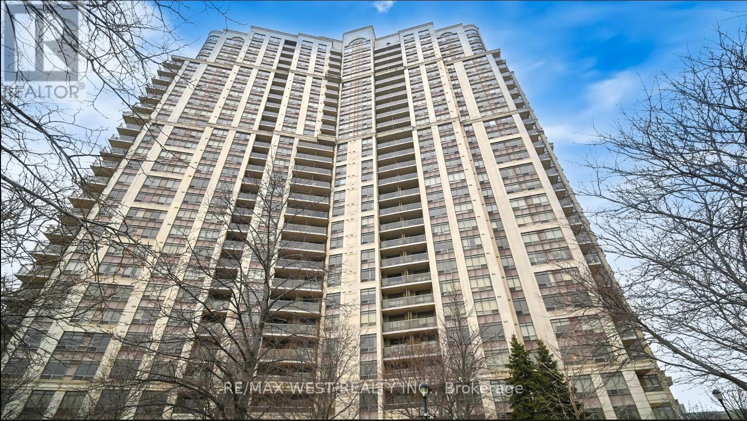 Property at 206A - 710 HUMBERWOOD BOULEVARD image 2