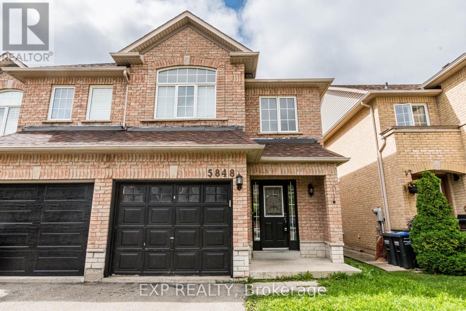 5848 Questman Hollow, Mississauga, Ontario  L5M 6P3 - Photo 1 - W12100462