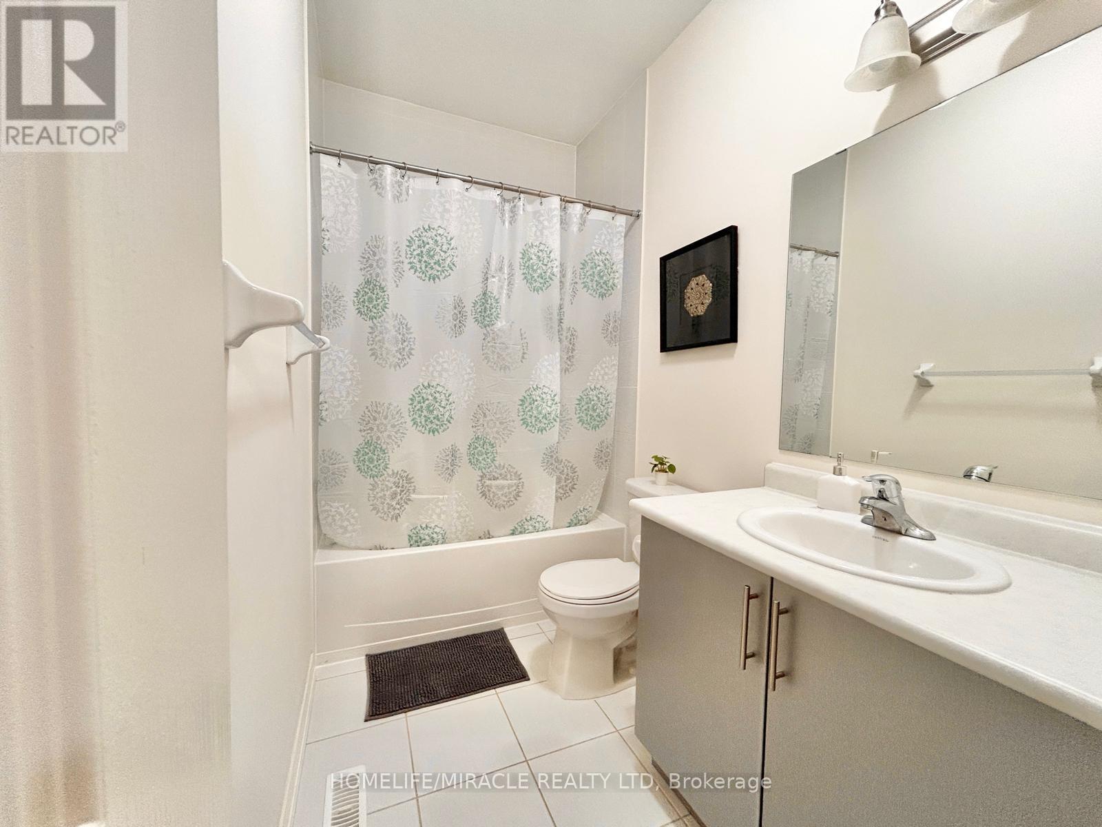 149 Remembrance Road, Brampton (Northwest Brampton), Ontario  L7A 3Y2 - Photo 44 - W12100497