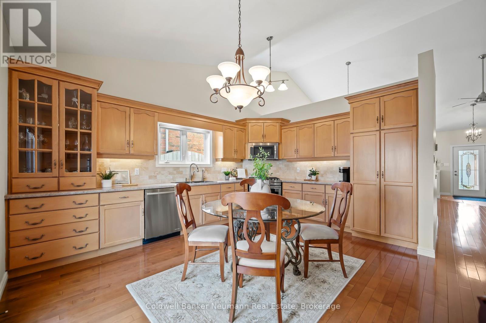 34 Blair Drive, Guelph, Ontario  N1L 1N7 - Photo 11 - X12098733