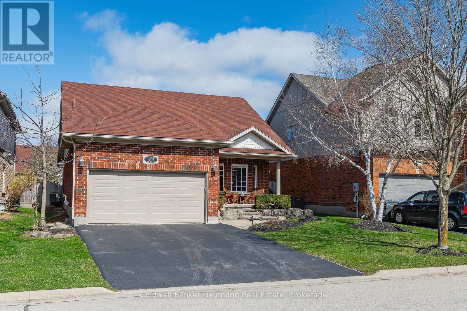 34 Blair Drive, Guelph, Ontario  N1L 1N7 - Photo 2 - X12098733